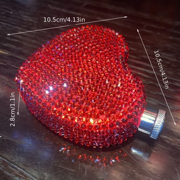 Red Heart-Shaped Rhinestone Flask - Picture 2 of 8